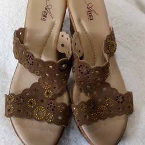 Azura Wedge Summer Sandal Size 9 Sparkles